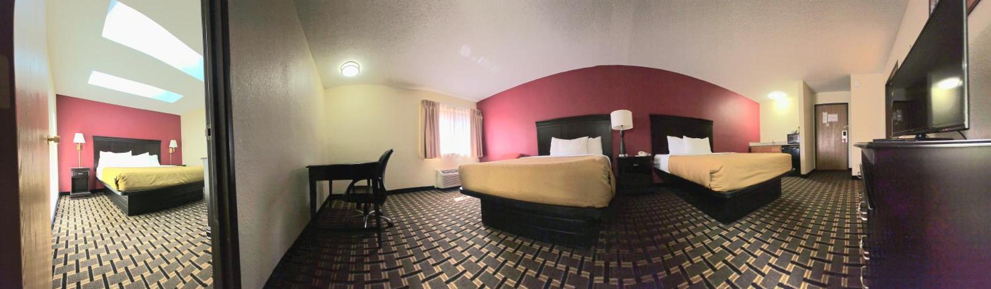 Econo Lodge Inn & Suites Wisconsin Dells Exterior photo